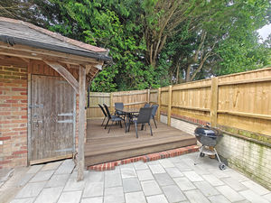 Photo 27- click for photo gallery